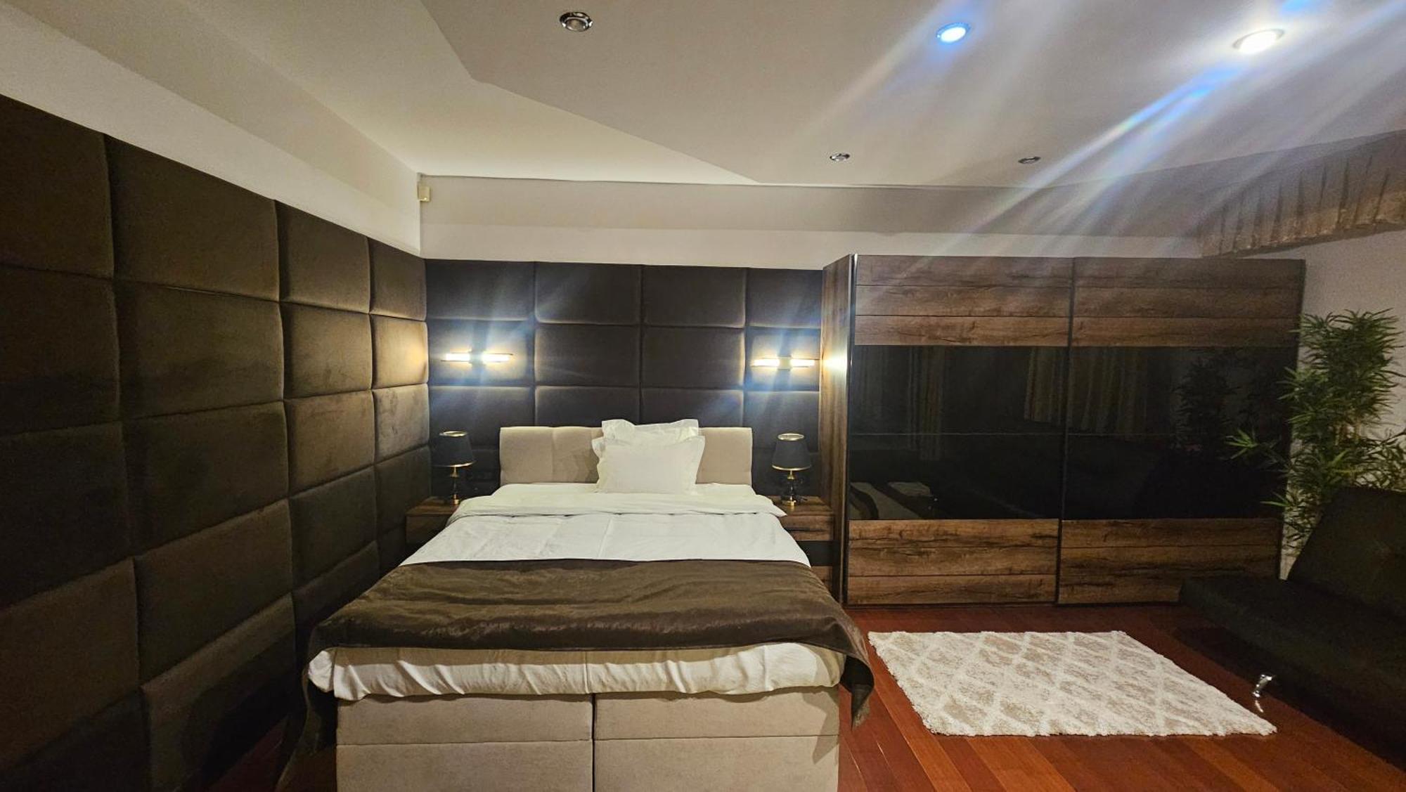 Simple Villa Rooms National Arena Self Check In Bukarest Exterior foto