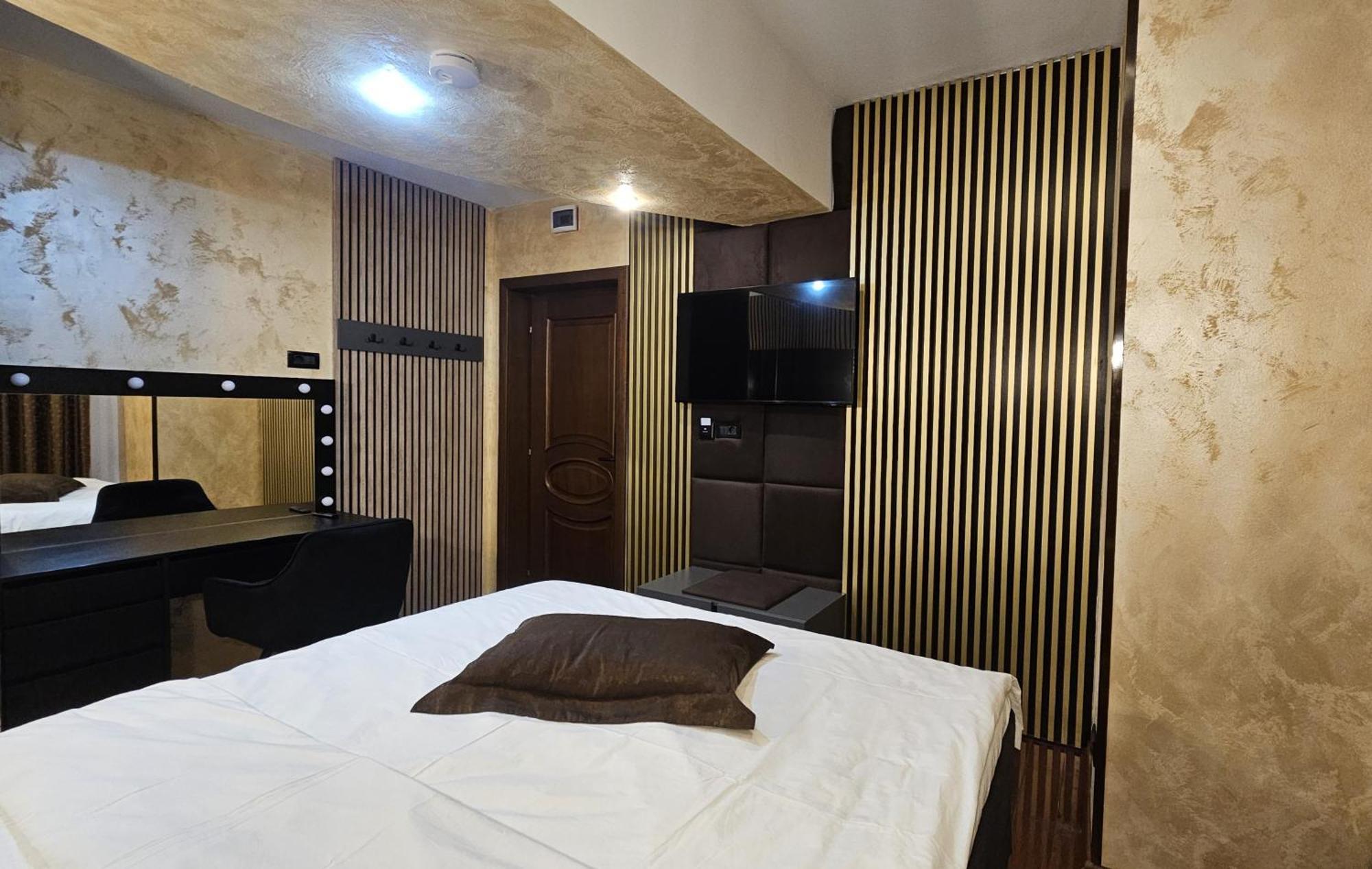 Simple Villa Rooms National Arena Self Check In Bukarest Exterior foto